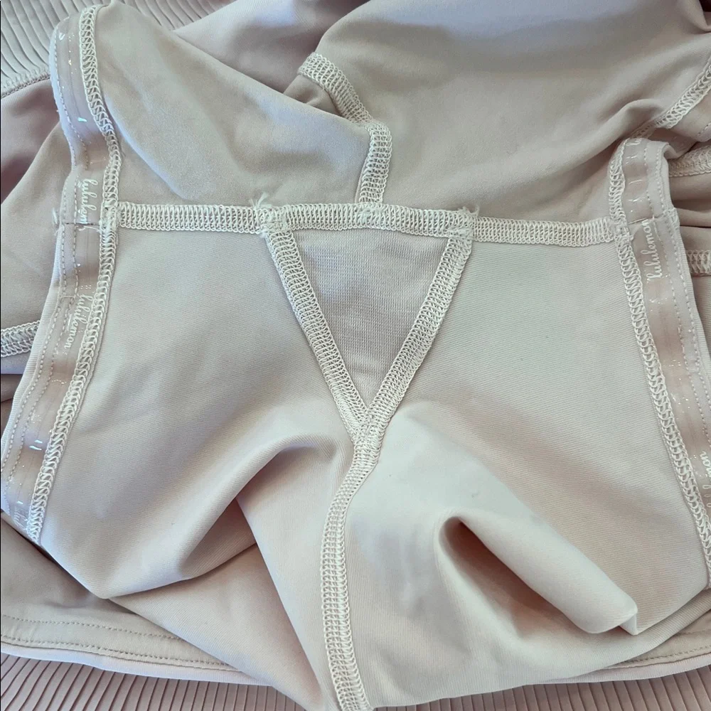 Lululemon Pleated Tennis Skirt - Picture 5 of 5